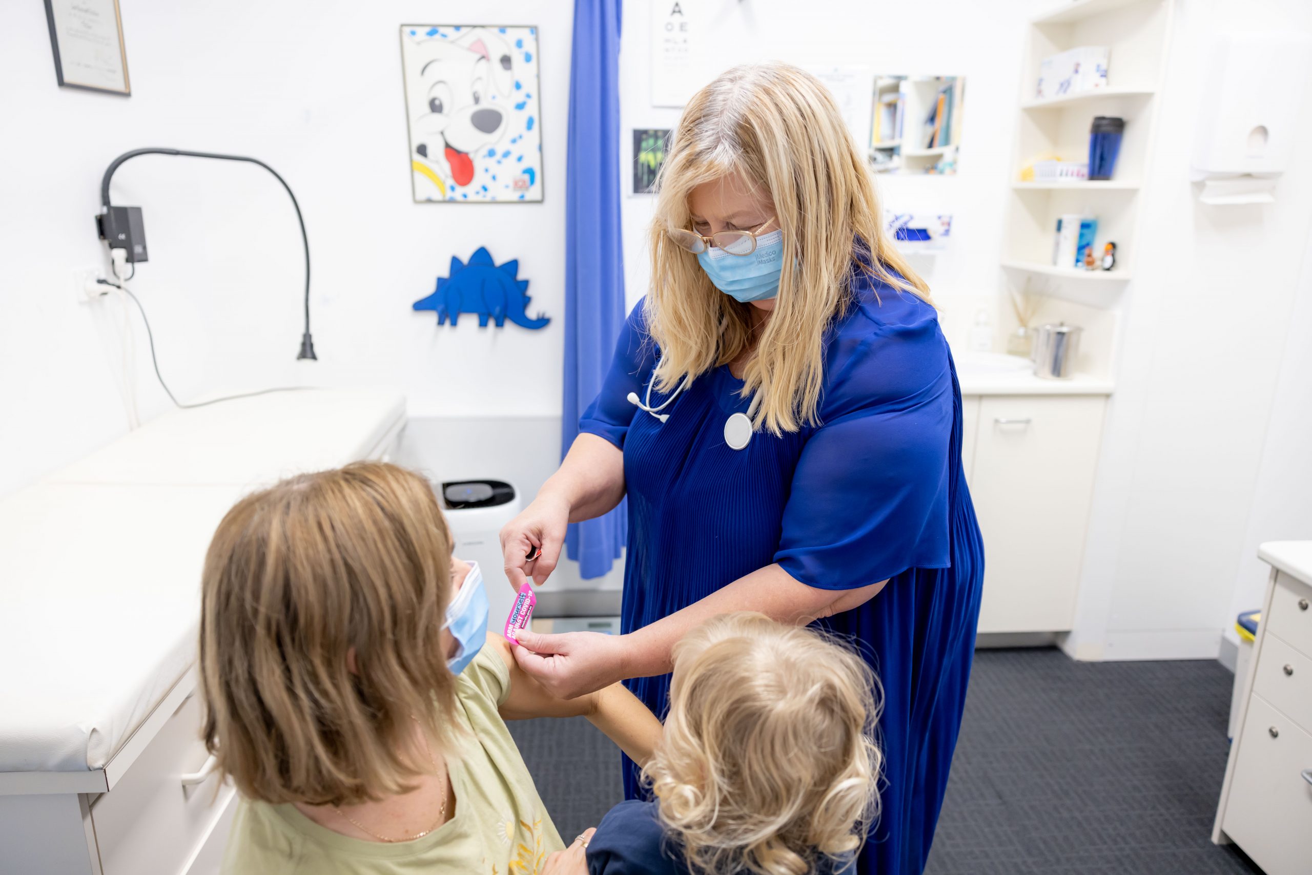 Vaccinating Gold Coast COVID-19
